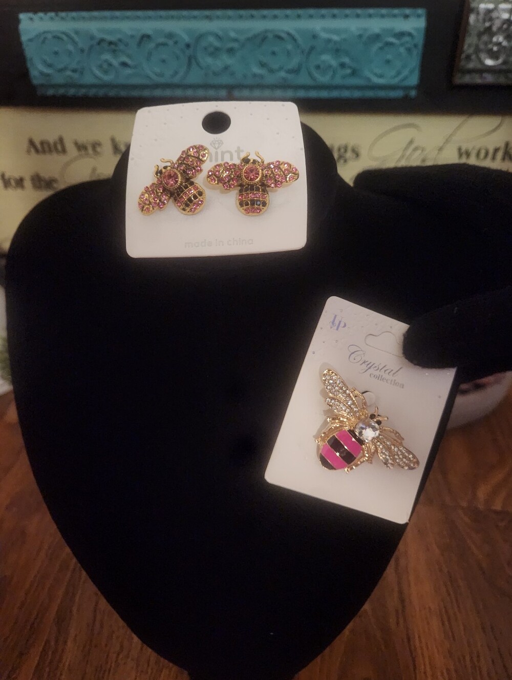QUEEN BEE JEWELRY SET - PINK GOLD